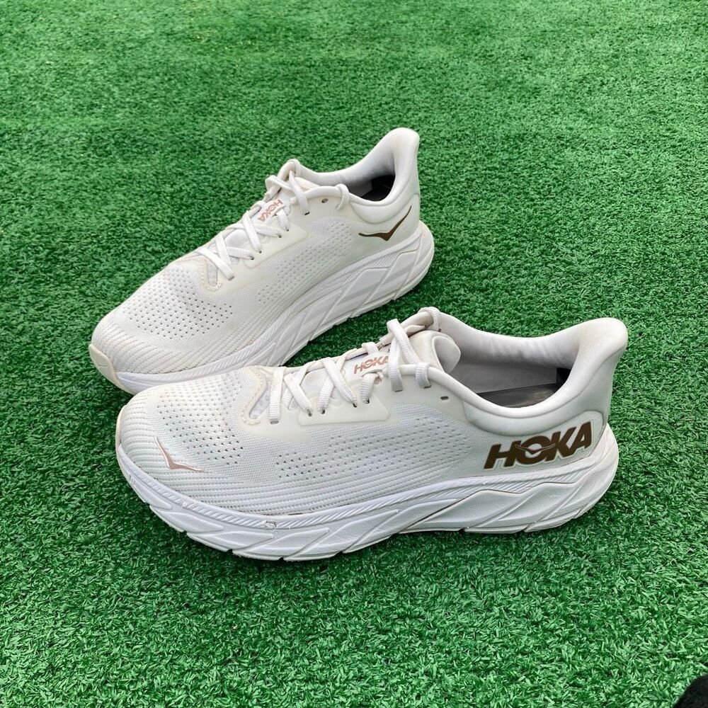 HOKA ONE ONE ARAHI 7 - Women’s Running Shoes - SIZE 9.5B